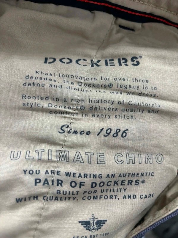 Dockers navy blue Ultimate Chino Smart 360 Flex trousers W34 L32 image 4