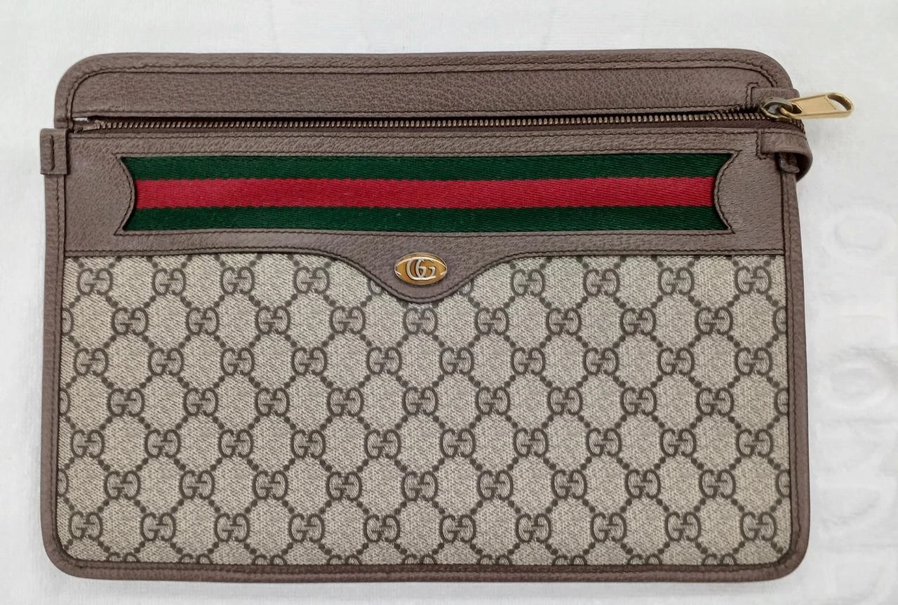 Sac pochette arrière GUCCI modèle 597619 bon cadeau authentique 0419a