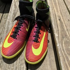 Nike Mercurial Size 11 Women  s 831976-870