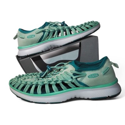 Keen Uneek O2 Strappy Bungee Outdoor Sandal Sneakers Everglade (Teal) Women's 8