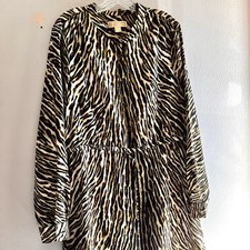 Michael Kors Green Safari Animal Print Shirt Dress Sz Med Waist Tie Lightweight