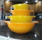 Vtg PYREX Yellow Orange Sunflower Daisy Cinderella Mixing Bowl Set 441-444 MINTY