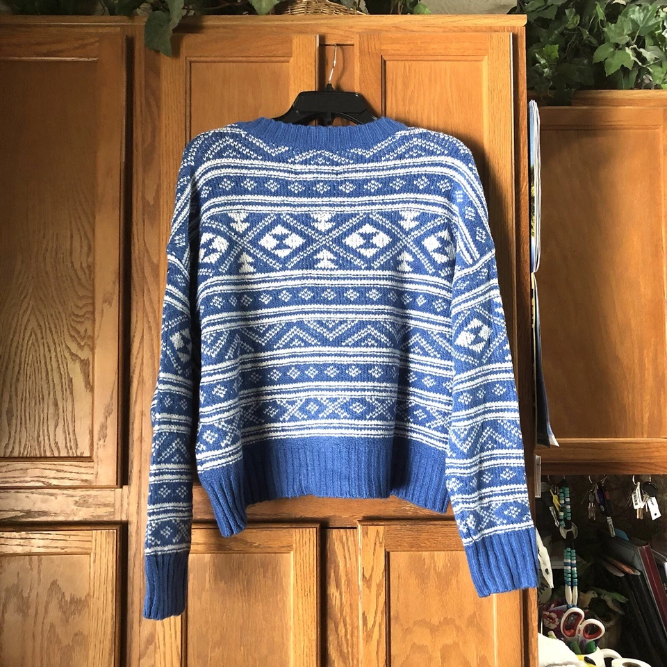 Женский пуловер American Eagle с круглым вырезом и принтом средний уютный теплый - Изображение 4 из 4