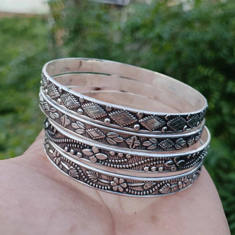 Vintage Rajasthani Sterling Silver Heart Swirl Cuff Bracelet Vintage Rajasthani Sterling Silver Heart Swirl Cuff Bracelet