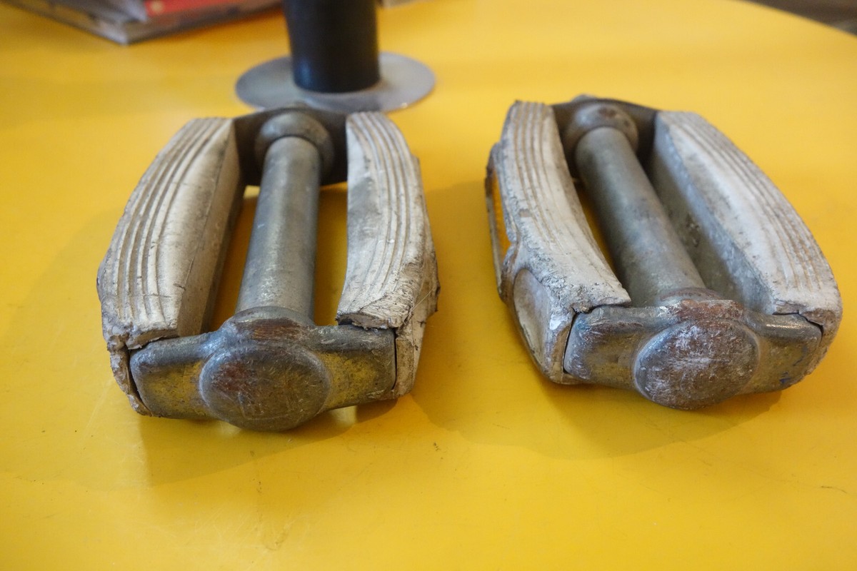 Démontage pédaler Motobécane Progress
