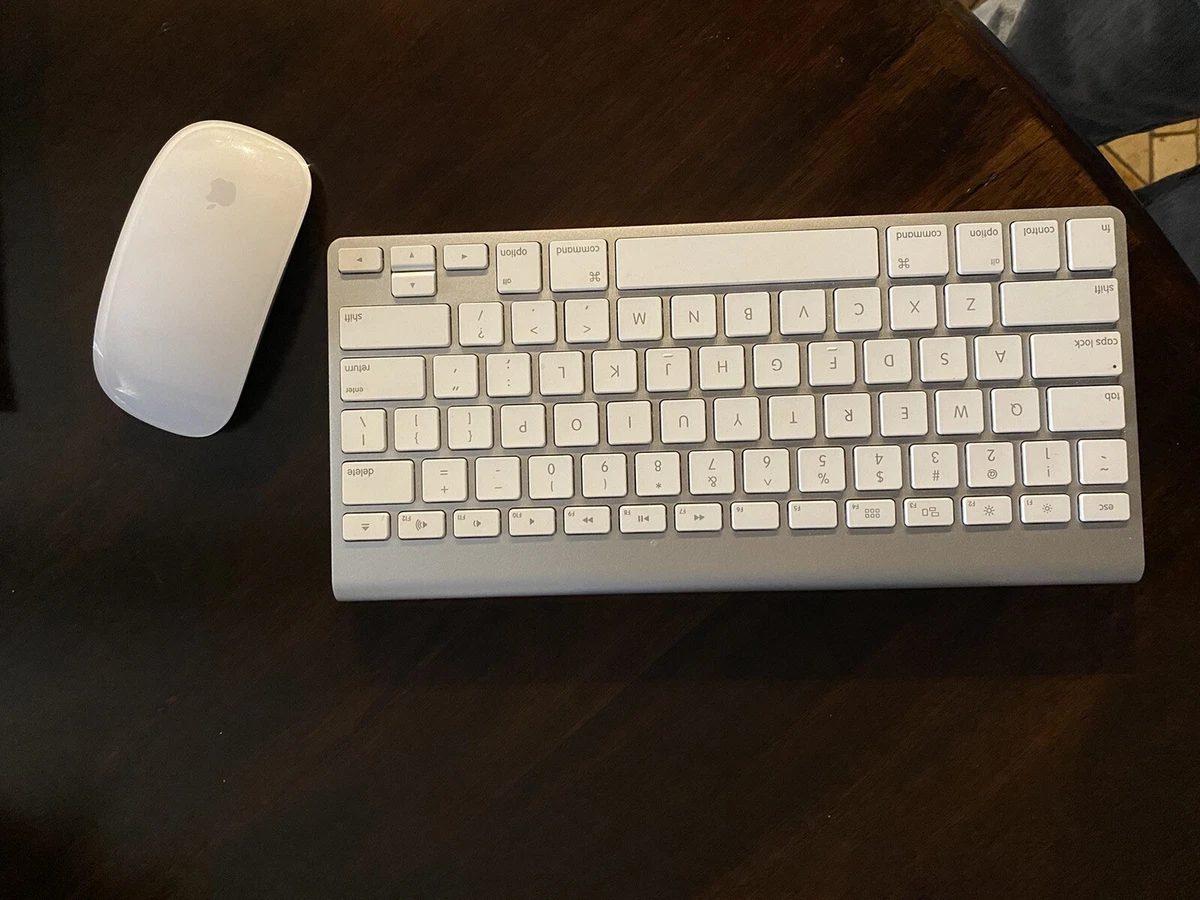 Apple A1644/A1657 Magic Keyboard 2 and Magic Mouse 2 Wireless Kit - White