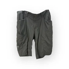Arc'teryx Gray Rampart Mens Shorts Size 36