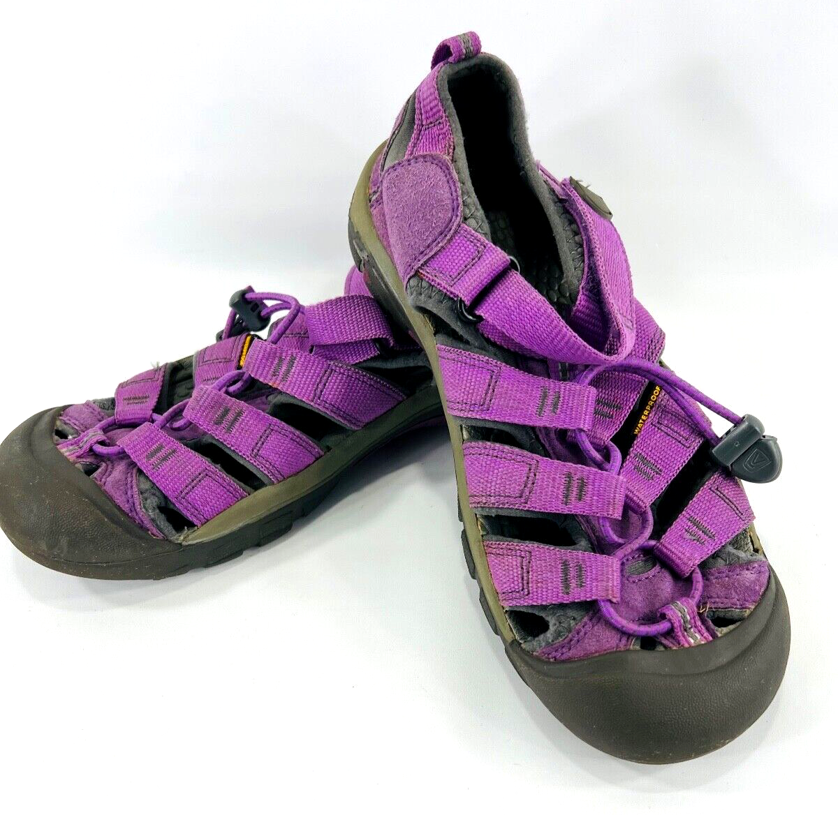 Scarpe sandali sportivi impermeabili Keen Newport H2 lavanda (23 5 cm) taglia US w7 m5