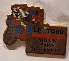 pin's Cyclisme tour de France- étape Melun Paris 1991- bon état- sport- 