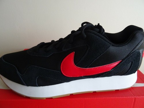 nike delfine trainers