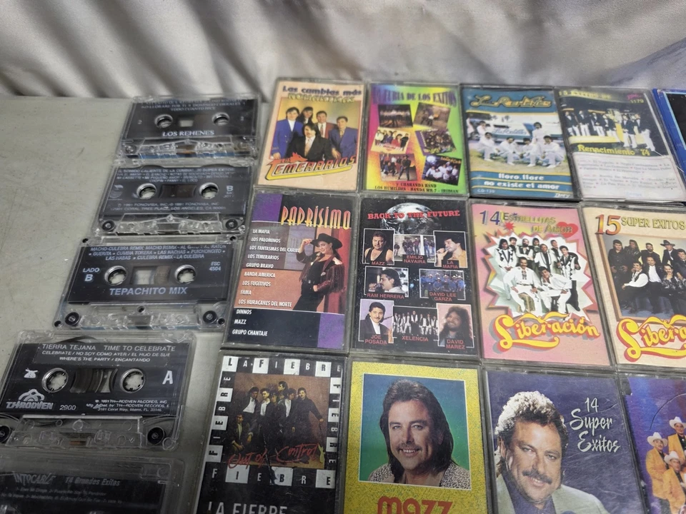 🔥 65+ Vtg HTF Mexican Latin Cassette Tapes Salsa Merengue Various Artists - Image 2 of 4