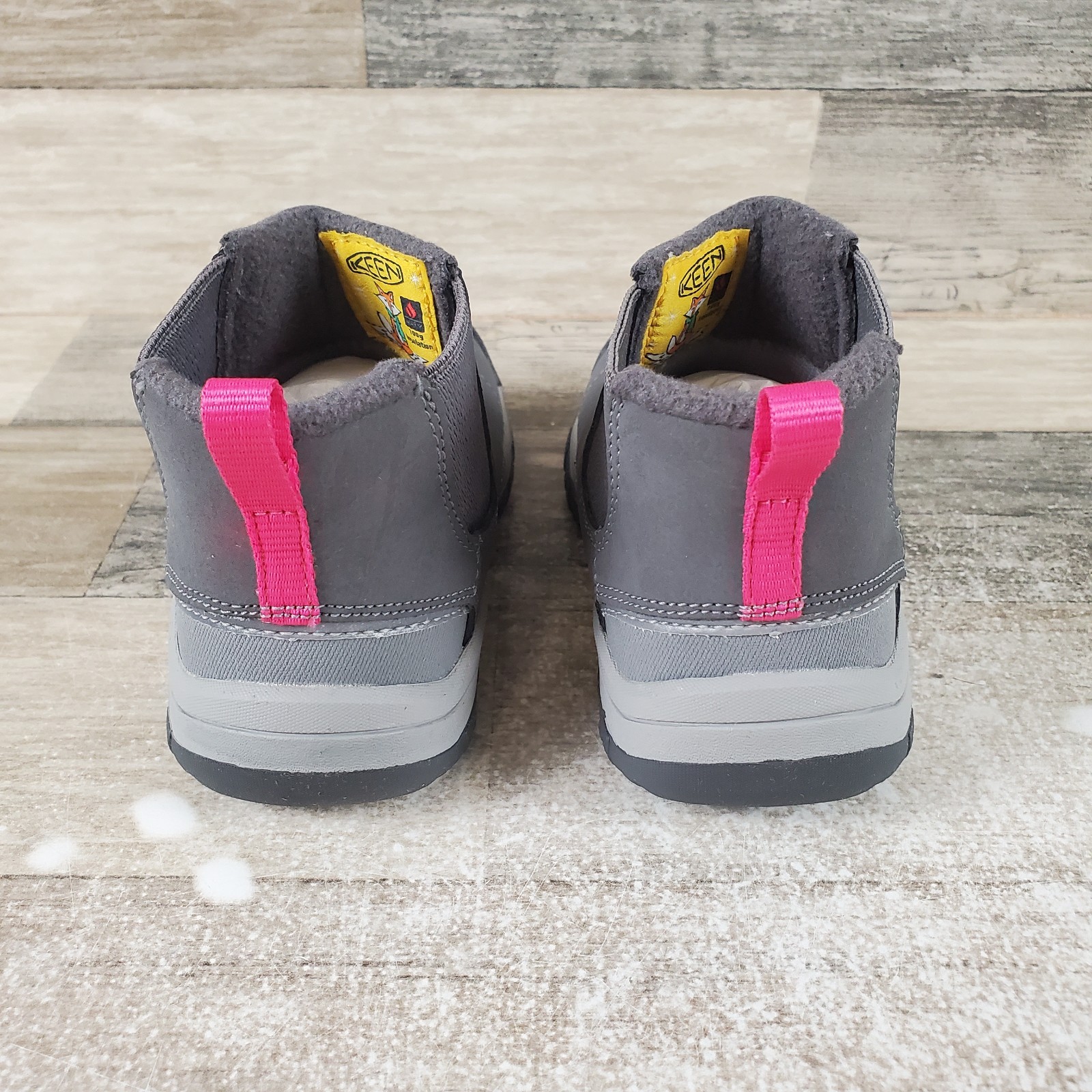 Stivali bambino Keen Kootenay III taglia 8 nero grigio impermeabili punta tonda nuovi senza scatola