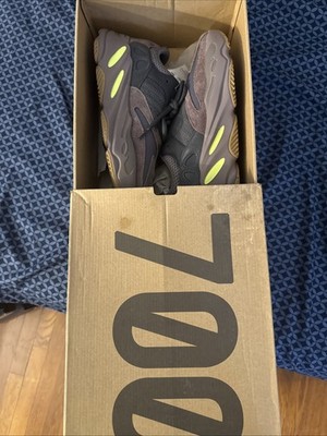 adidas Yeezy Boost 700 Size 10