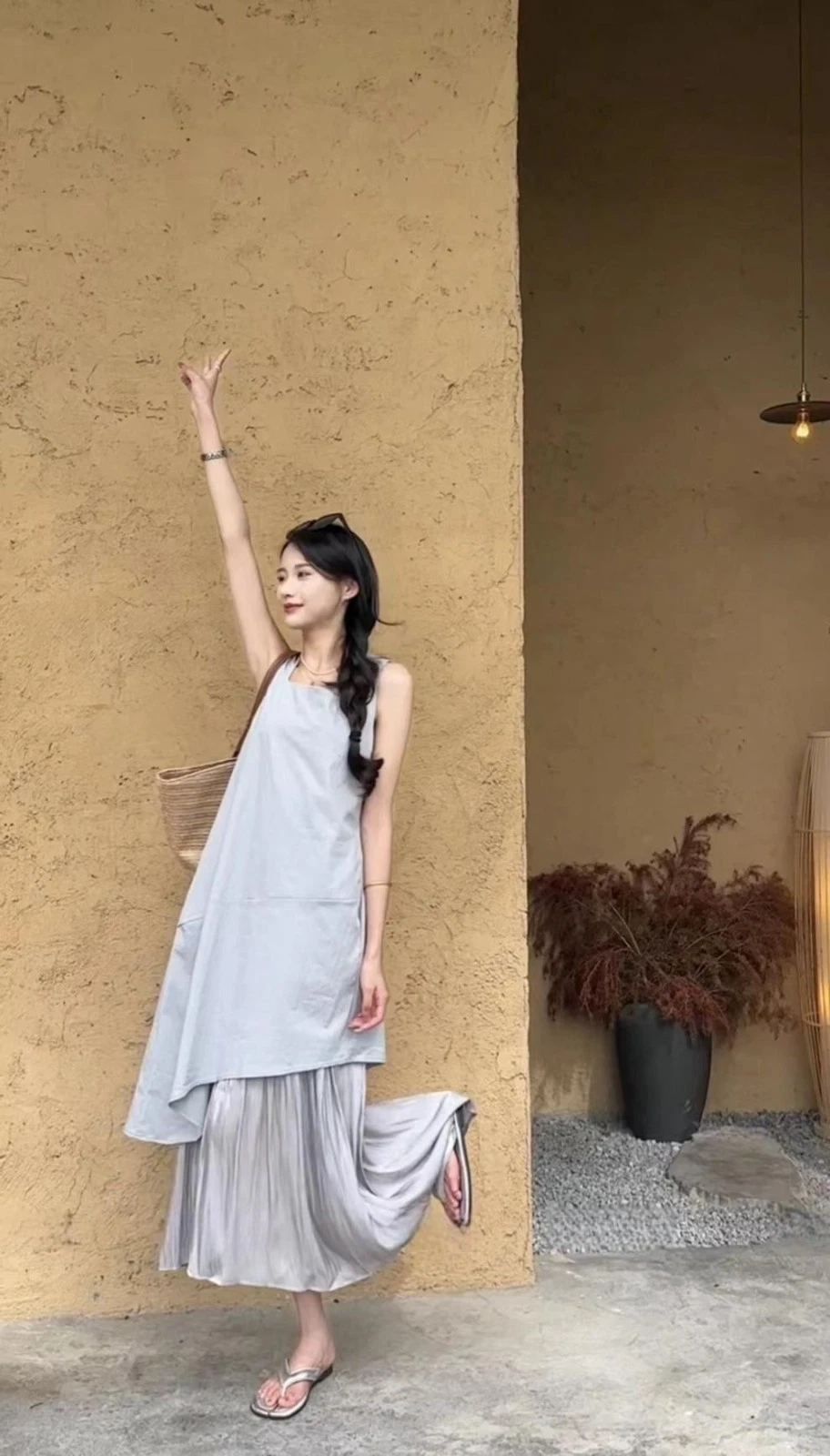 Women Sleeveless White Midi Dress Loose Layered Ruffle Hem Summer Beach Flowy
Opens in a new window