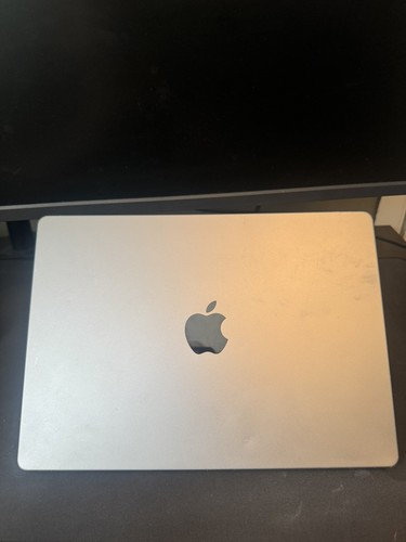 Apple MacBook Pro 14 2021 M1 Pro 16GB 512GB Silver Cracked Screen