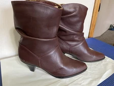 Women's Dingo Leather Boots Maroon Color 8M Above Ankle 2 1/2" heel