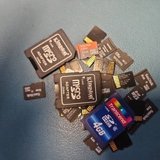 Lot 17, 30 Memory Card Joblot SD, Micro SD etc + 2 SD Card Reader
