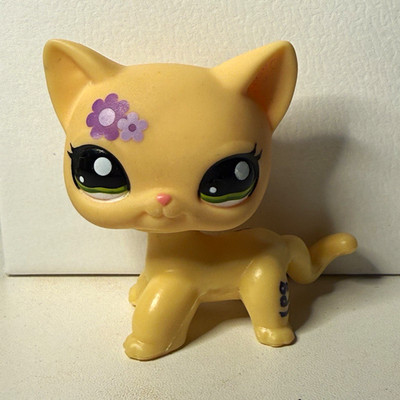 Littlest Pet Shop LPS Rare Cat Figure 01831 Cream/Tan Purple Flower 2006