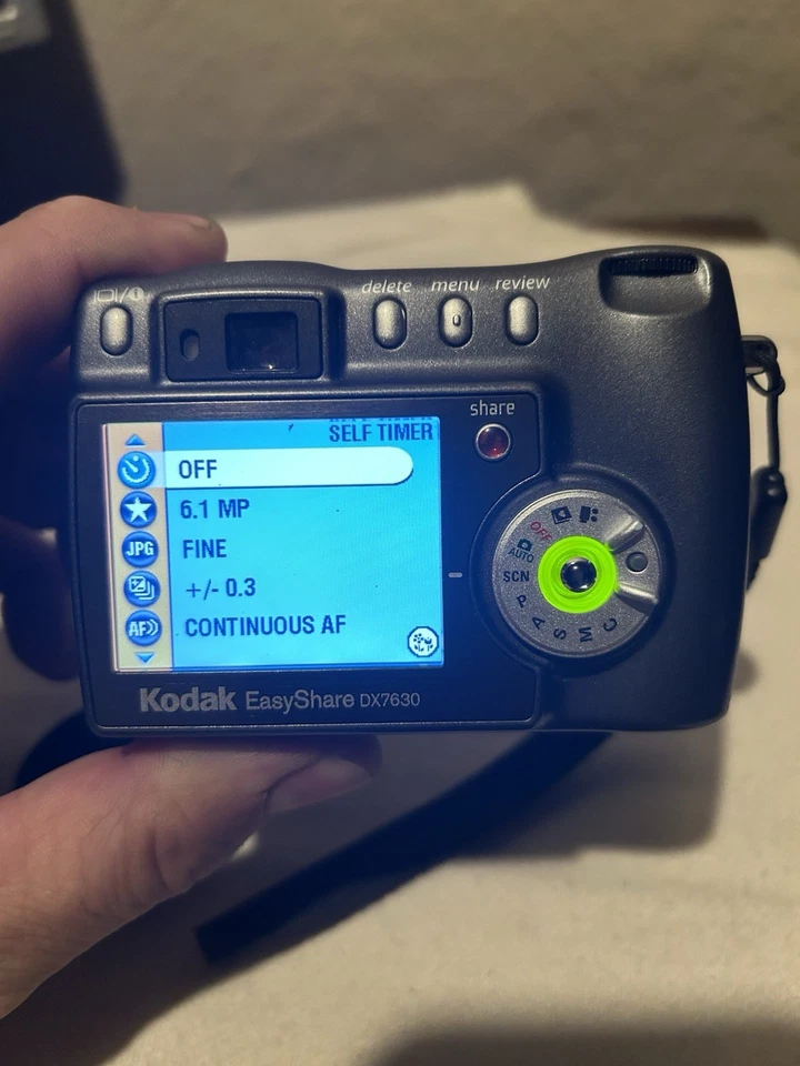 Kodak Digital Camera EasyShare DX7630 6.1MP - Vintage Tested - Image 2 of 3