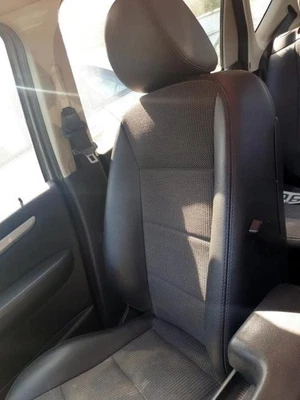 Siege avant droit MERCEDES CLASSE A 169 PHASE 1 1699100616 640940 / A6400109400 - Photo 1/4