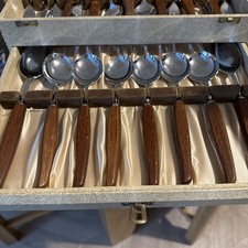 VTG/ CANTEEN OF CUTLERY/WOODEN MATT  HANDLES/ SHEFFIELD STEEL.