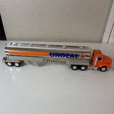 UNOCAL 76 Gas & Oil Advertising Tanker Truck Model 1994 Orange Silver
