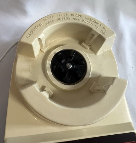 Vintage Hamilton Beach Model 600-3 7 Speed Blender BASE ONLY - Picture 3 of 5