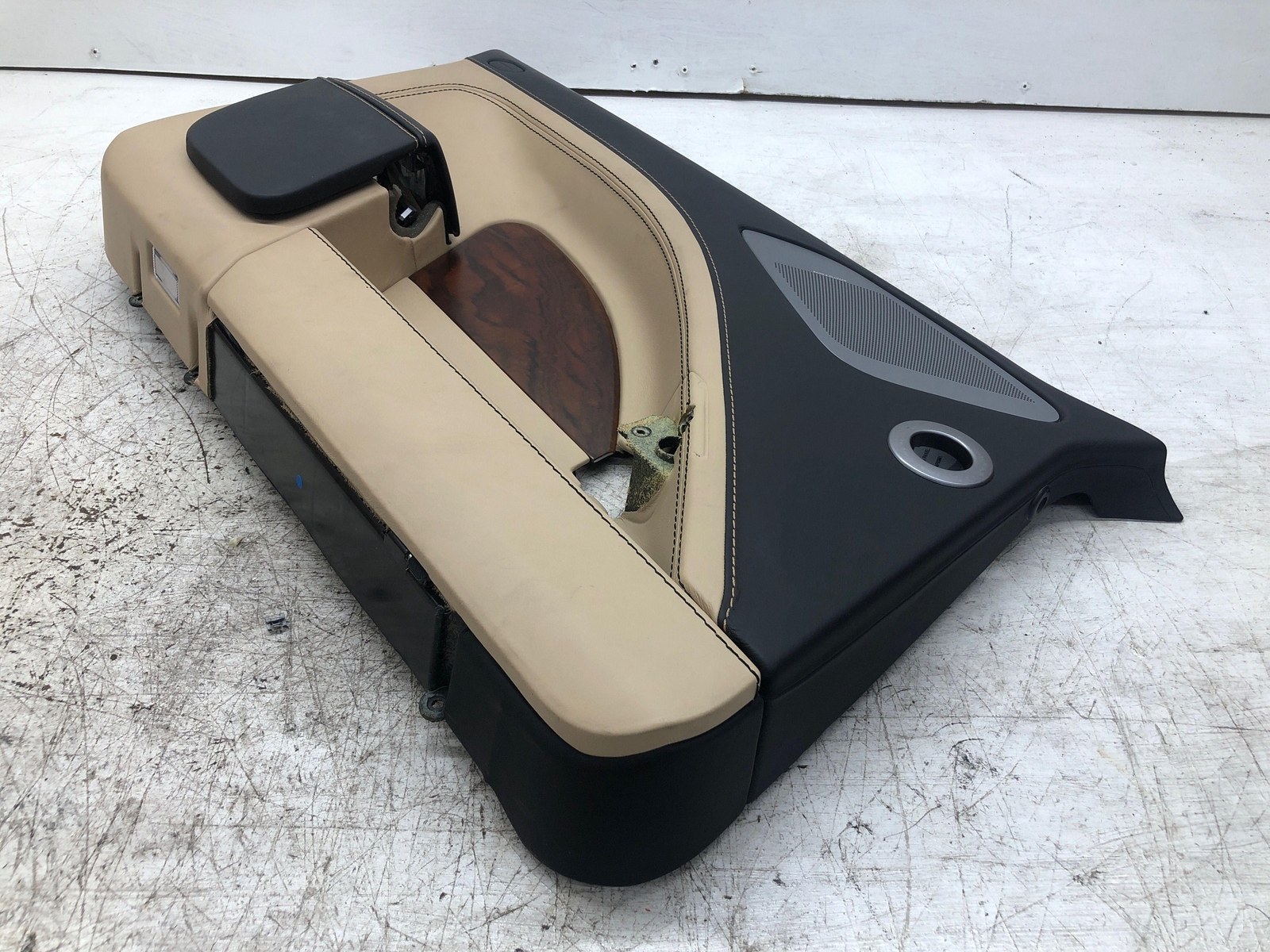 ASTON MARTIN RAPIDE LEFT FRONT DOOR PANEL TRIM COVER BEIGE BLACK LEATHER OEM