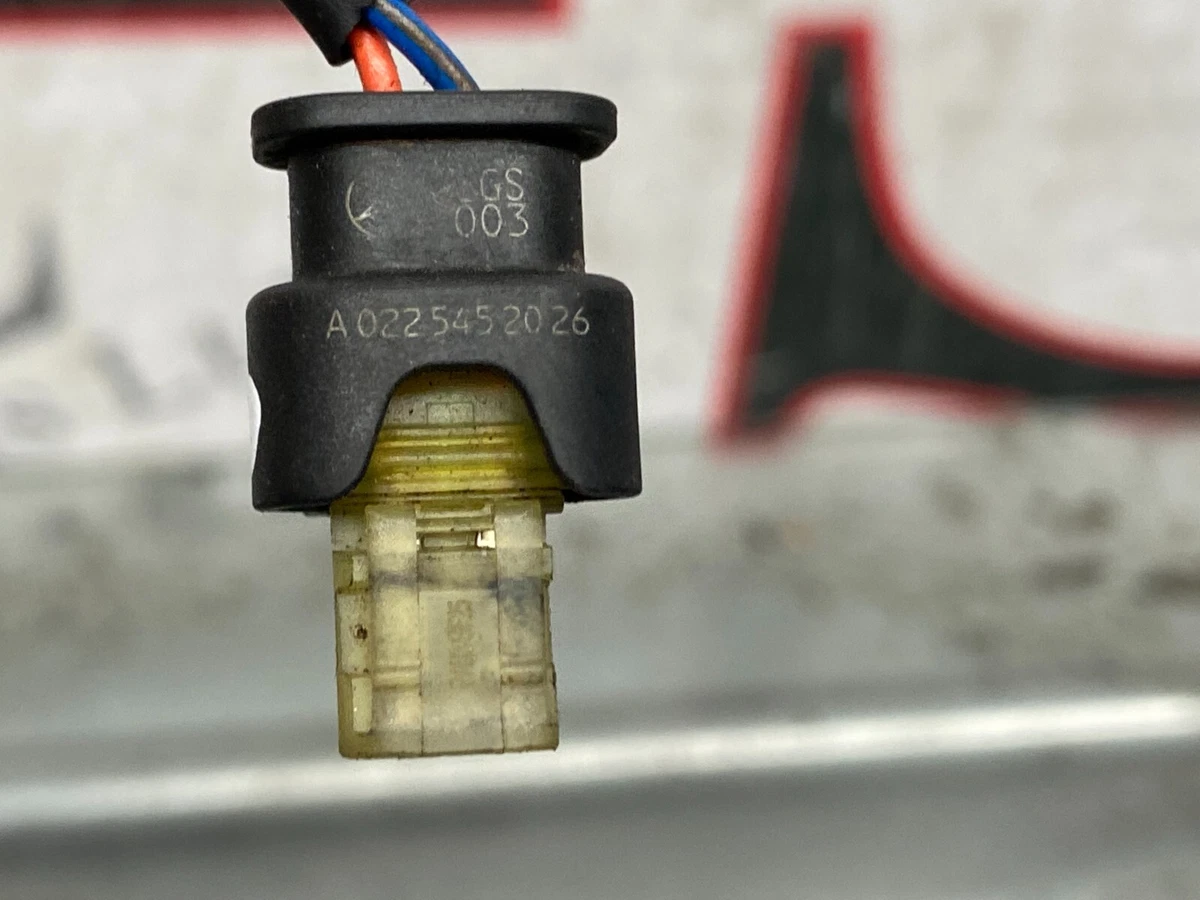 AS) GENUINE MERCEDES BENZ ENGINE WIRING LOOM HARNESS PLUG 