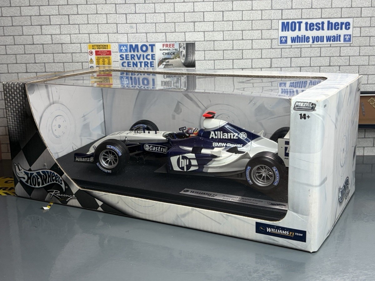 1:18 *BOXED* HOT WHEELS F1 Formula 1 WILLIAMS FW26 MONTOYA 2004