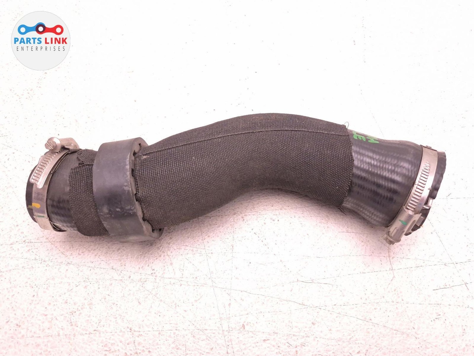 2016-20 BENTLEY BENTAYGA RIGHT INTERCOOLER PRESSURE HOSE PIPE LINE 4.0L 6.0L 636