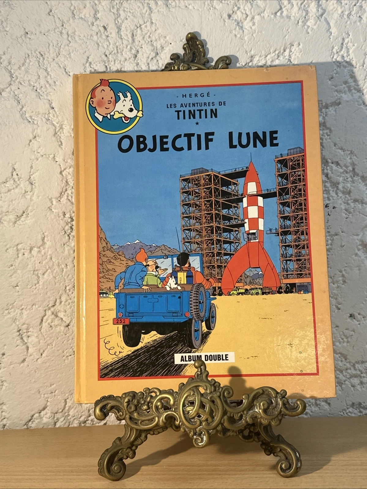 BD Les Aventures De Tintin Objectif Lune Et On A Marché Sur La Lune Hergé