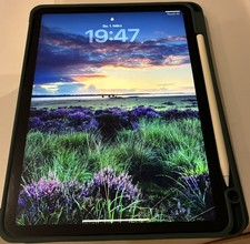 Apple iPad Air 5. Gen, M1-Chip, 64GB, Wi-Fi + cellular 5G, Apple Pencil,  OVP