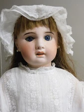 Poupée ancienne SFBJ PARIS, tête en biscuit,bouche ouverte, taille 13 - 72 cm