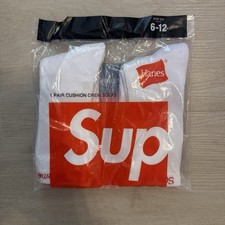 Supreme X Hanes Crew Socks - White, Pack of 2 Size 6-12