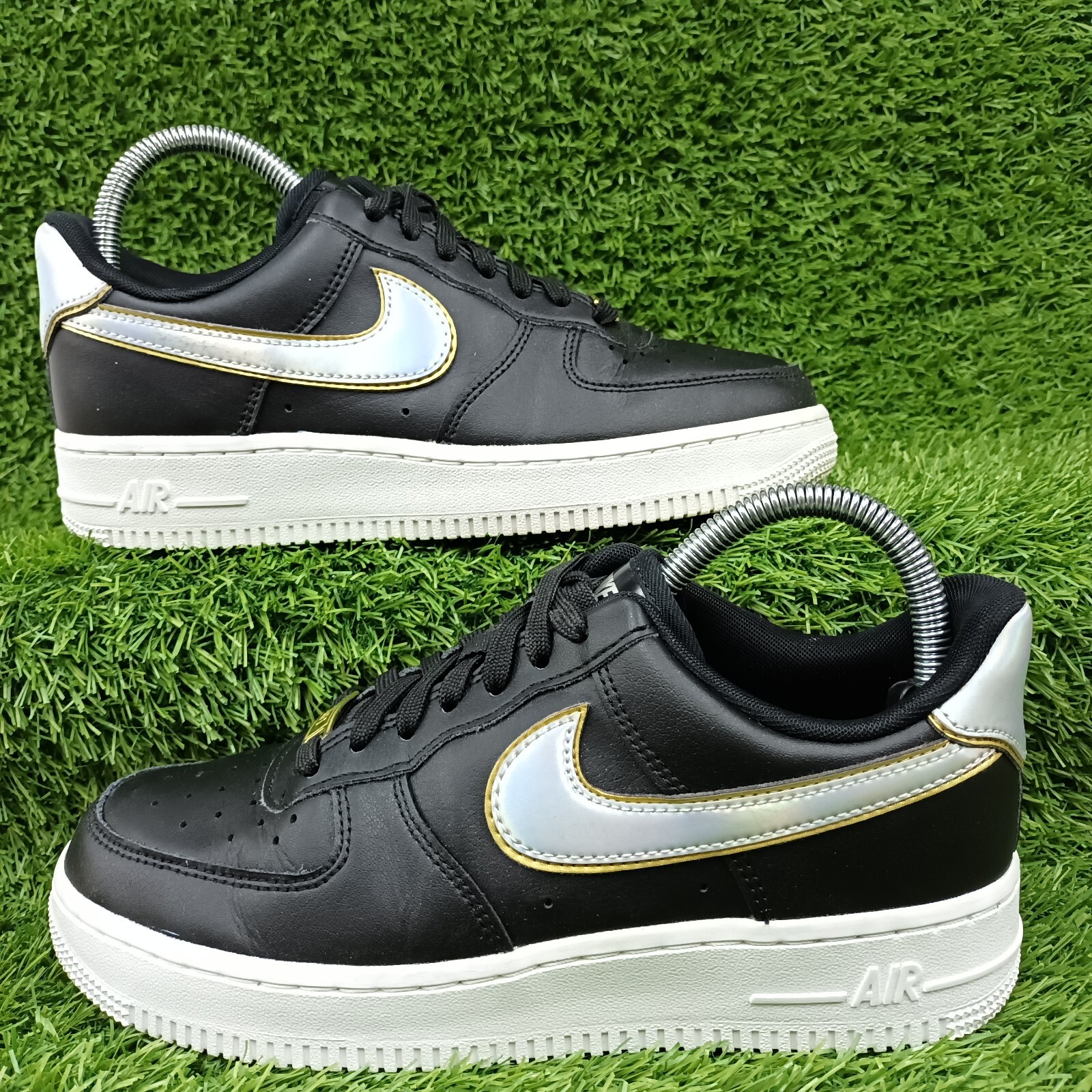 Nike Air Force 1 Low Metallic Swoosh Black Gold Silver Trainers Size UK 4 |  eBay