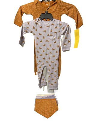 Amazon Essentials 18 Month Play Suit With Handkerchief Bibs