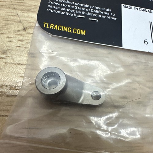 Team Losi Racing Aluminum Servo Horn (23T) (TLR 22) TLR1555 - Picture 6 of 8