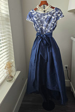 Adrianna Papell Size 4 Navy White Floral Sequin Lace High Low Gown