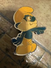 Ancienne épingle revers googly eye papa schtroumpf jaune/or et bleu