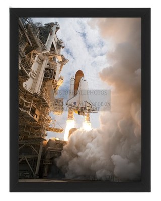 SPACE SHUTTLE ATLANTIS LIFTOFF KENNEDY SPACE CENTER JULY 2011 8X10 FRAMED PHOTO