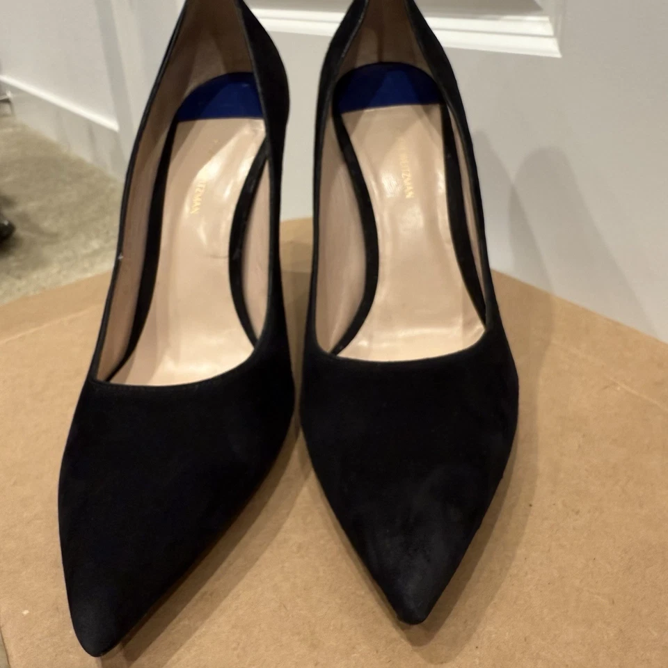 Stuart Weitzman Women's Black Suede Stiletto 8.5 4 Inch Heels Spain Made Shoes - Image 2 of 4