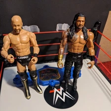 WWE Championship Showdown Roman Reigns vs. Cesaro Action Figures Series 7 New