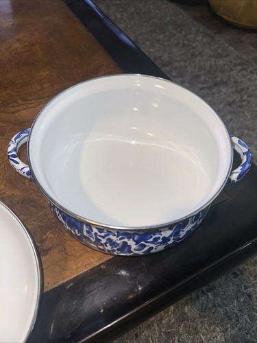 Golden Rabbit Swirl Enamelware 2.5 Qt. Dutch Oven Cobalt Blue And White Splatter - Picture 6 of 9