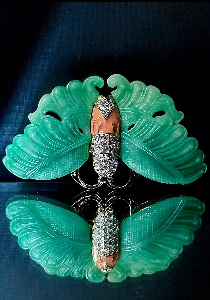 KENNETH JAY LANE Gorgeous Large Faux Jade And Coral Butterfly Brooch/Pin