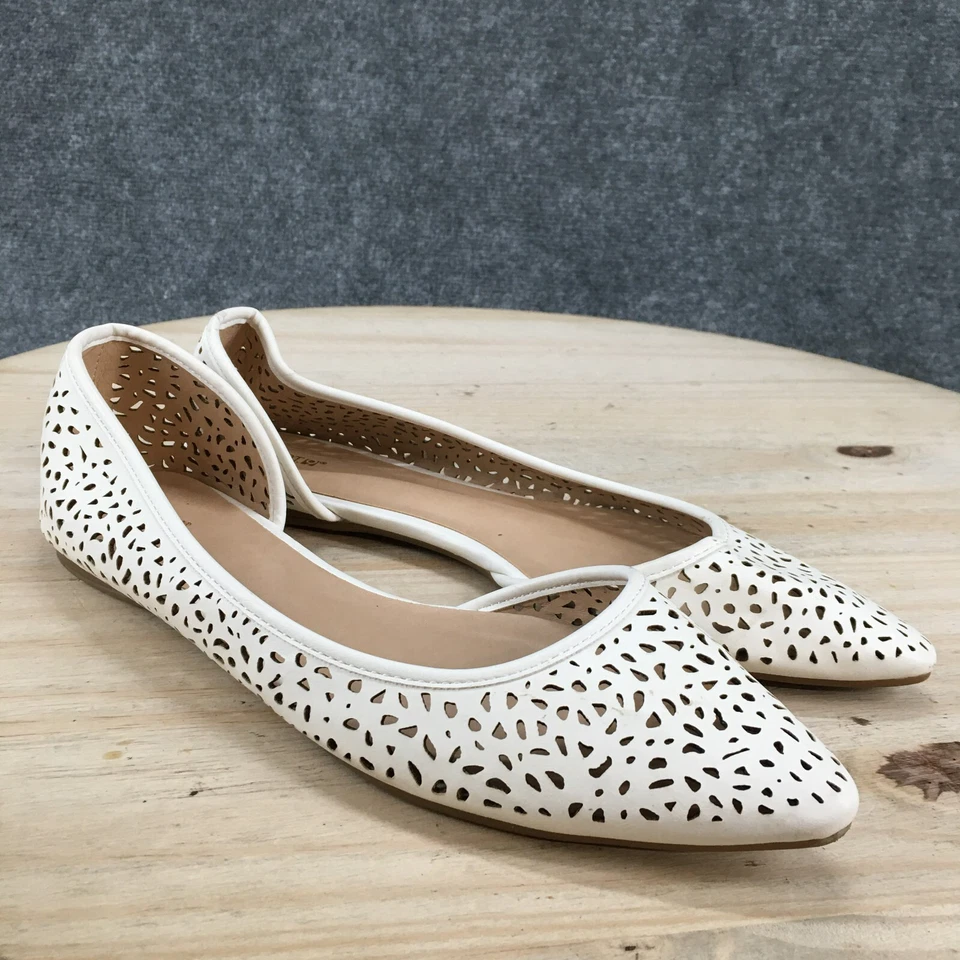 APT9 Shoes Womens 9.5 M Satisfy Flats White Faux Leather Pointed Toe Perforated - Image 3 of 4
