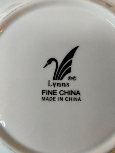6-Piece LYNNS Fine China - "LNN 20" White Rim Soup Bowls. Preowned/Unused - Picture 4 of 4