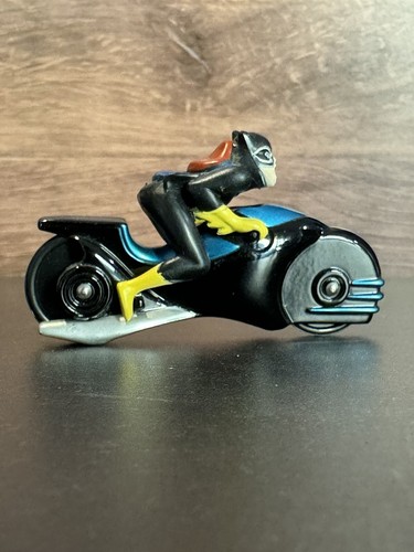 VTG Kenner Batman Adventures DieCast Robin Penguin Joker Batmobile BatCycle set6 - Picture 21 of 24