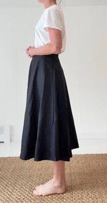 The Row Navy Blue midi skirt - sz XS