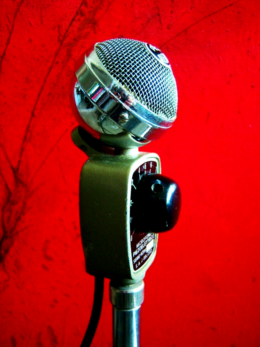 Vintage RARE 1950's Piezo Electrico crystal microphone w stand